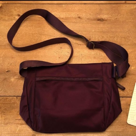 lululemon athletica Handbags - LuLuLemon Festival II purse